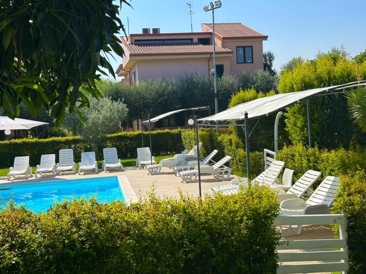 Resort Park Village Rossano Buitenkant foto
